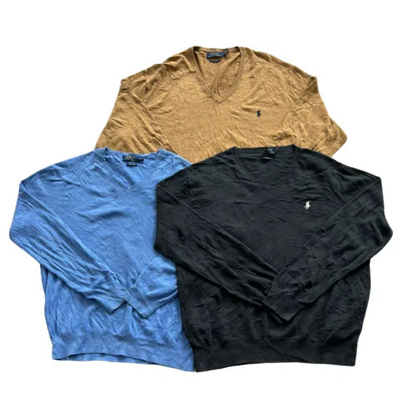 POLO V NECK SWEATER  (100 Pcs)